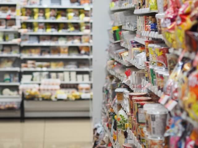 コンビニ運営に必要な設備5種と電気代に占める割合