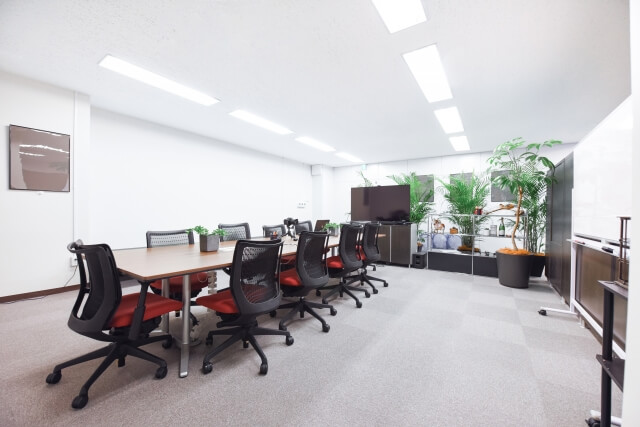 光の広がり方を決める