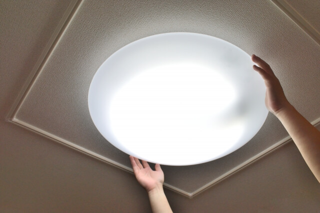 自分で交換できる照明器具