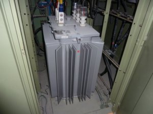 キュービクルの変圧器が2026年から新基準に！影響や企業がすべき対応