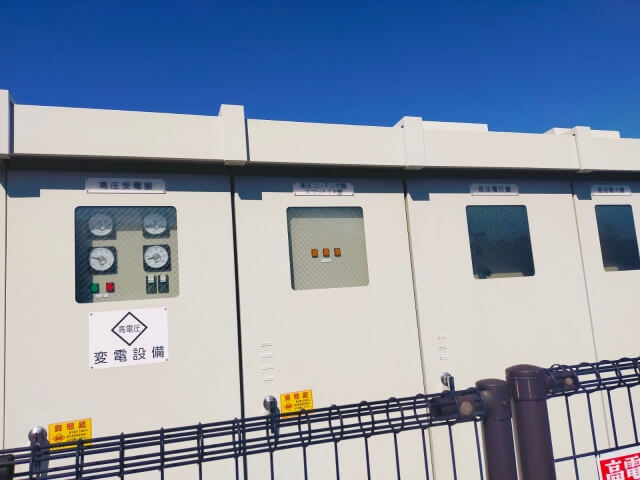 変圧器の新基準適用を見据え、キュービクルの買い替え・新規購入の検討を始めよう