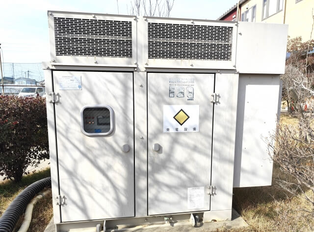 非常用発電機の点検義務。法定点検の内容や周期、怠った場合の罰則など